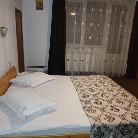 Pensiunea Sorina Casa Alba Moeciu De Sus Εξωτερικό φωτογραφία